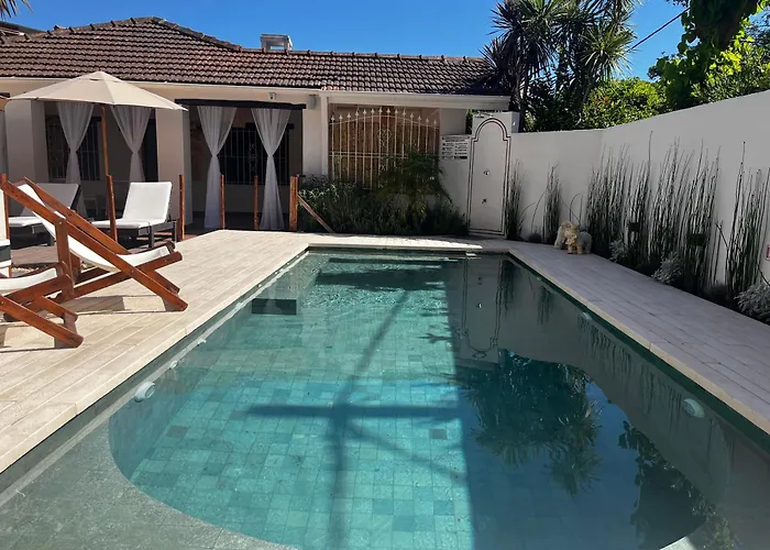 Bed and Breakfast LA CURVA Casa de Playa Villa Gesell